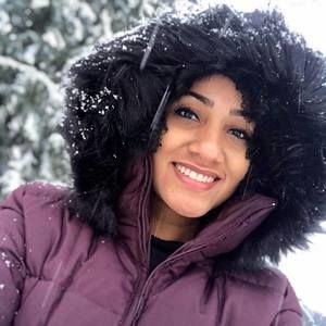 Meet your Posher, Eva